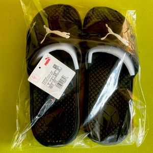 Women’s Puma Slides